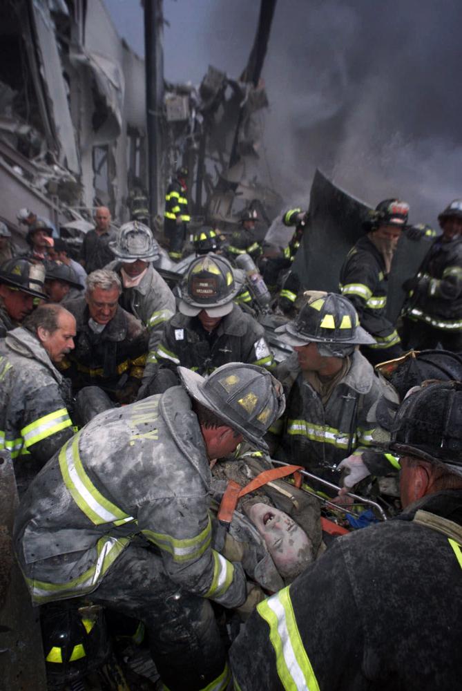 20 images that documented the enormity of 9-11 -